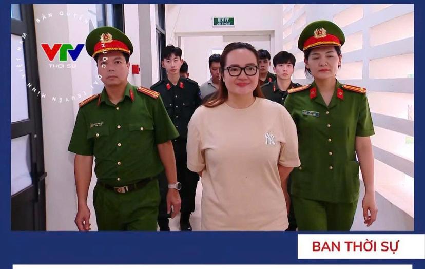 Hoàng Hường bị b;ắt – t;ội này chắc còn lâu mới thấy ngày về