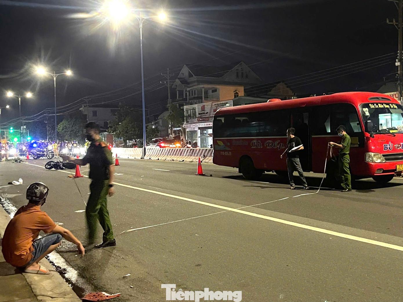 Ngay lúc này cả nước hướng về TP.HCM: tainan liên hoàn hy hữu trên đường, số người thuongvong nhiều quá trời ơi