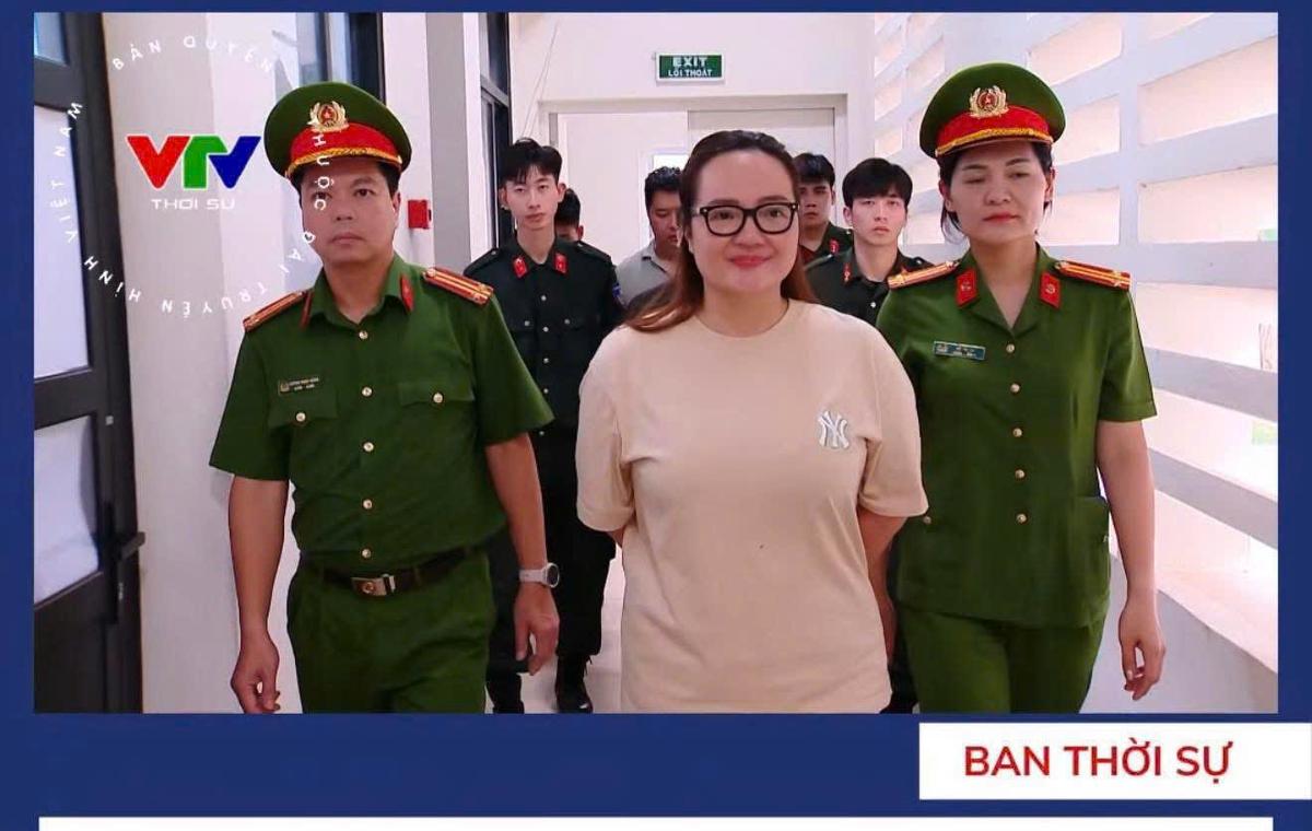 Hoàng Hường bị b;ắt – t;ội này chắc còn lâu mới thấy ngày về